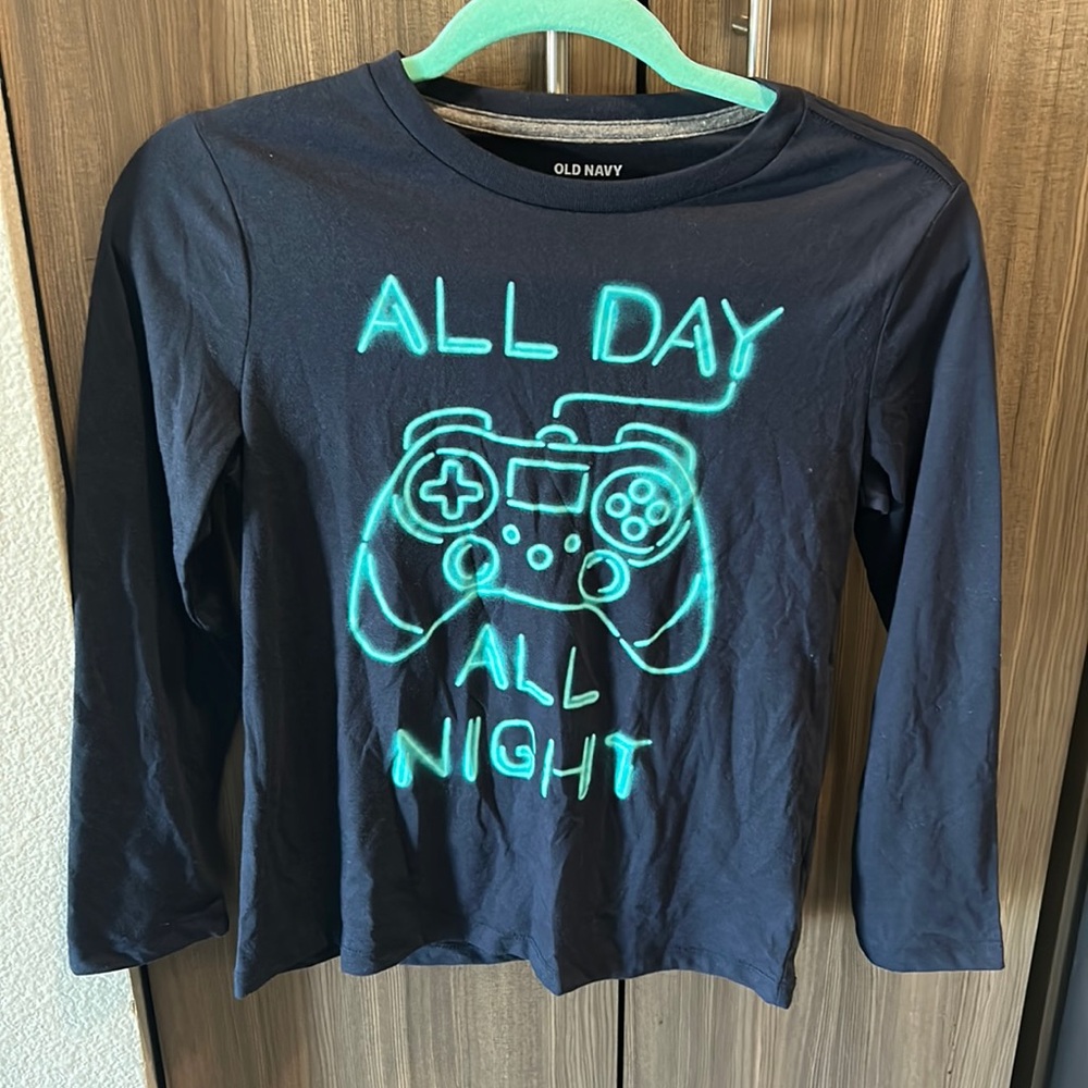 Kids Boys Long sleeve Gaming Shirt. (Old Navy brand) Size L 10/12